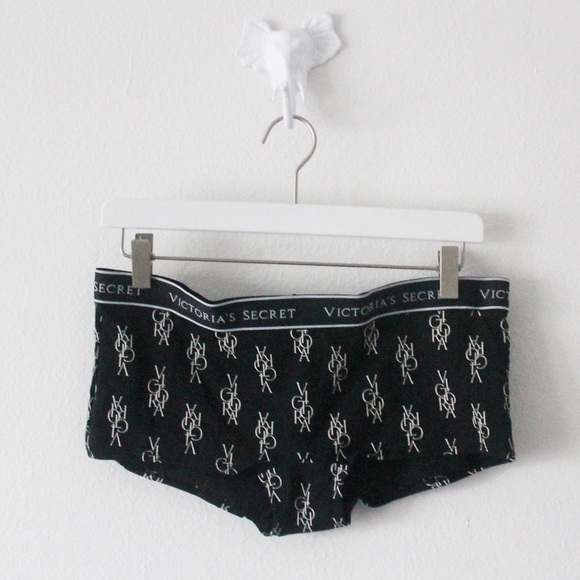 Victoria's Secret Intimates & Sleepwear Nwt Victorias Secret Logo Shortie Black And White